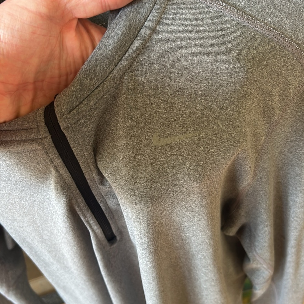 Men’s dri fit Nike quarter zip
